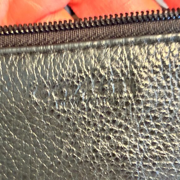 Coach - Black Leather Crossbody Purse -EUC - Picture 6 of 14